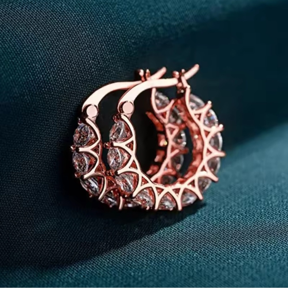 Clearance! NEW ROSE GOLD TEXTURED SIMULATED DIAMOND HOOP EARRINGS